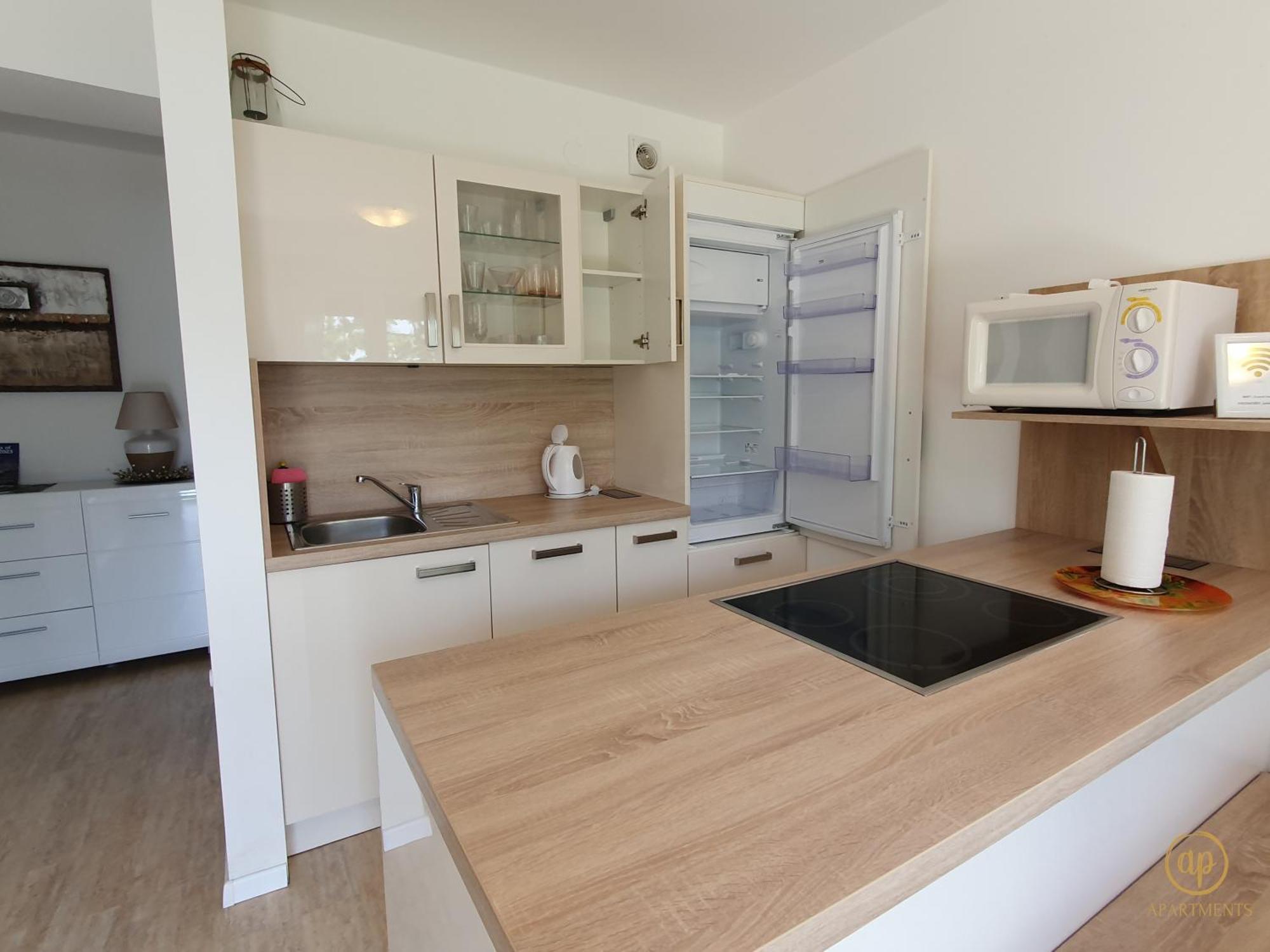 Apartment With Seaview And Garden For 6 Portorož Kültér fotó